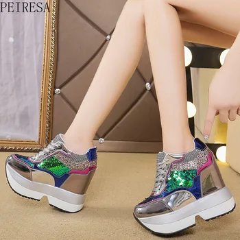 Пролет-есен Спортни ежедневни обувки, дамски модни маратонки на танкетке с дебела подметка и пайети, подходящи по цвят към индивидуалност